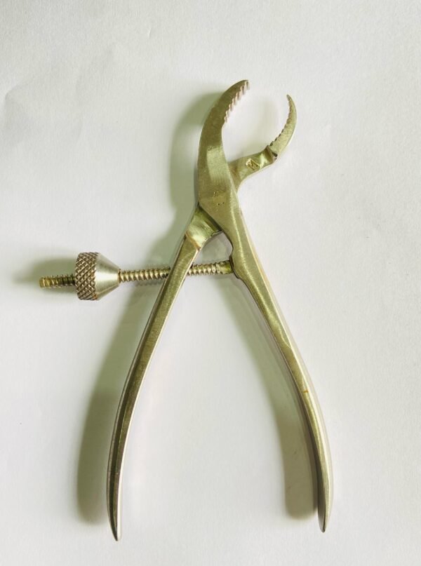 WhatsApp Image 2025-05-01 at 12.57.09 PM (1) self centring forceps