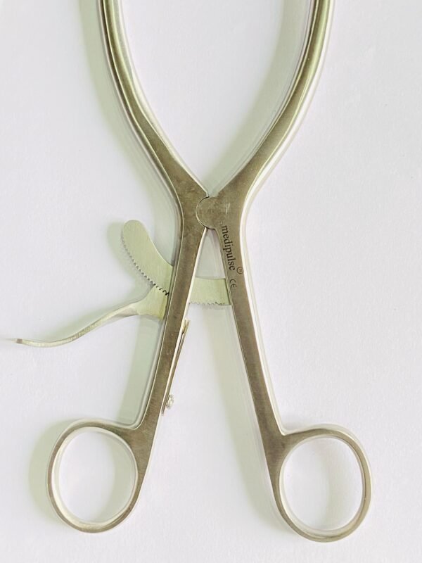 mastoid retractor