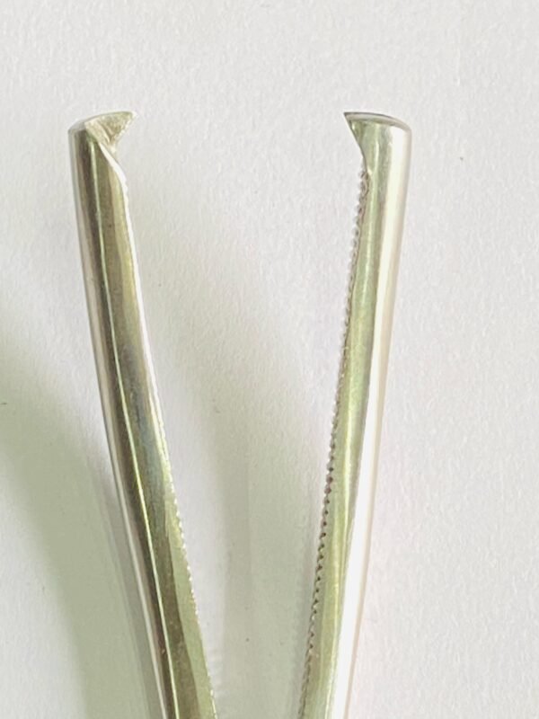 WhatsApp Image 2025-05-02 at 2.59.04 PM HYSTERECTOMY CLAMP (CURVED)