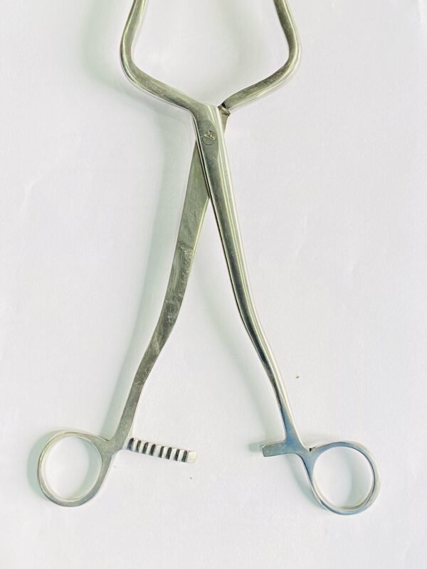UTREIS HOLDING FORCEPS BHOTAL