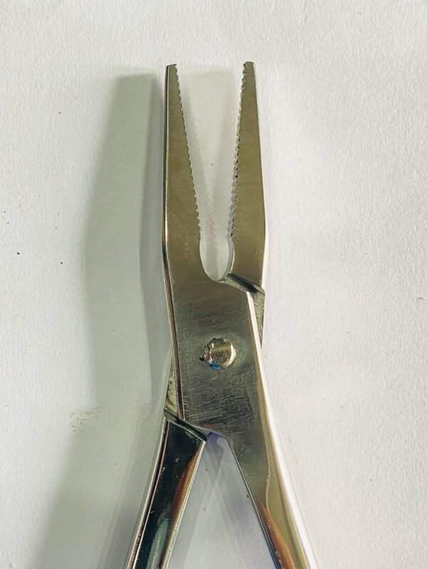 NEEDLE NOSE PLIER