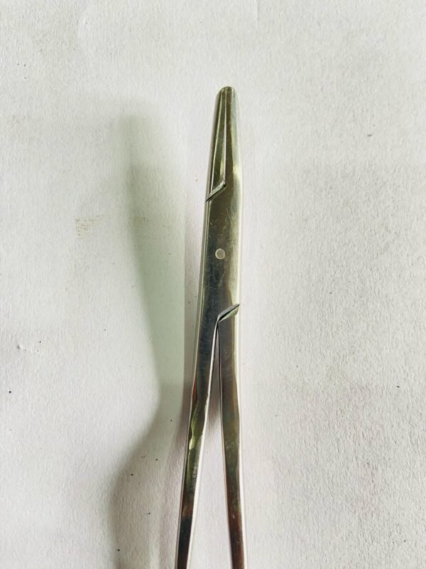 BOZEMAN NEEDLE HOLDER