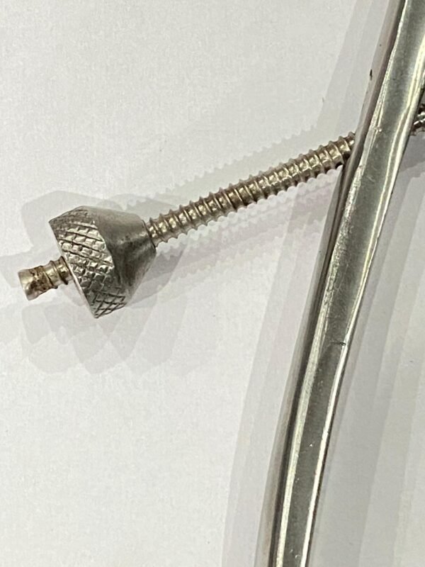 self -centring bone holding forceps