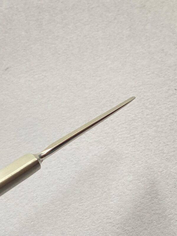 WhatsApp Image 2025-07-08 at 11.16.54 AM (1) GRAEFE ARACT KNIFE