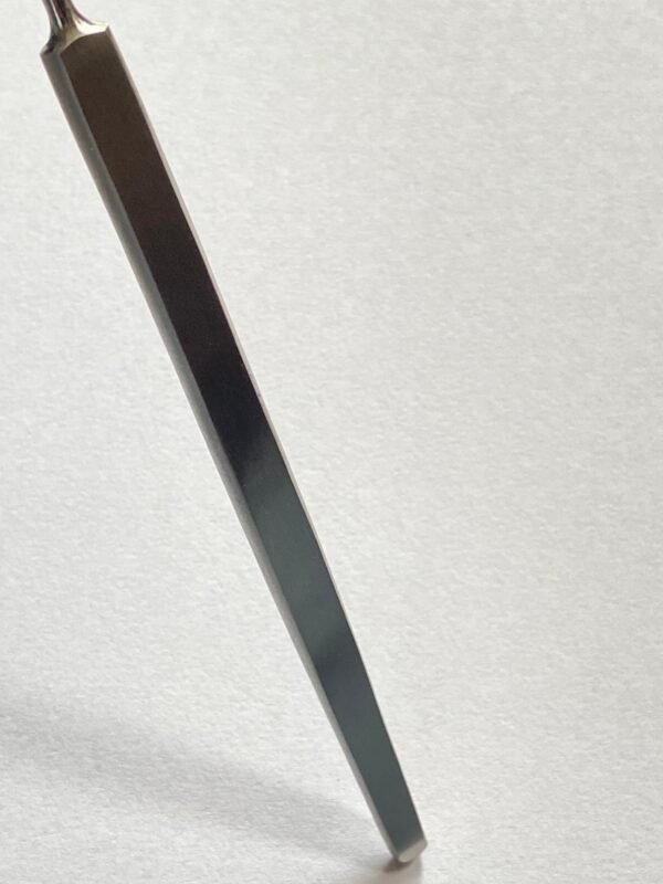 WhatsApp Image 2025-07-08 at 11.16.55 AM (1) GRAEFE ARACT KNIFE