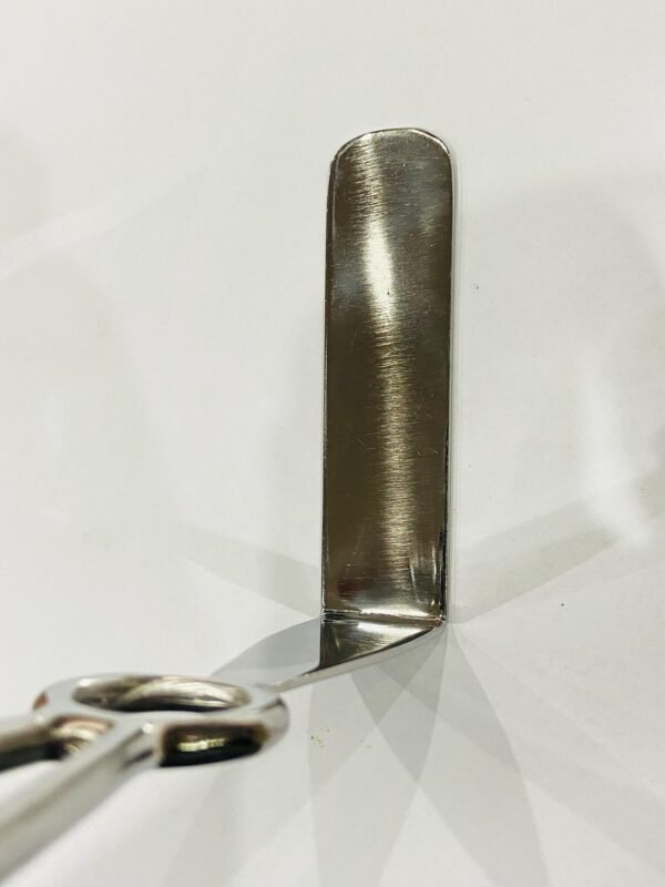 WhatsApp Image 2025-07-11 at 12.57.42 PM BLADDER RETRACTOR