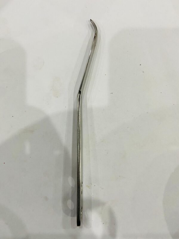 WhatsApp Image 2025-07-12 at 10.44.38 AM howmann retractor