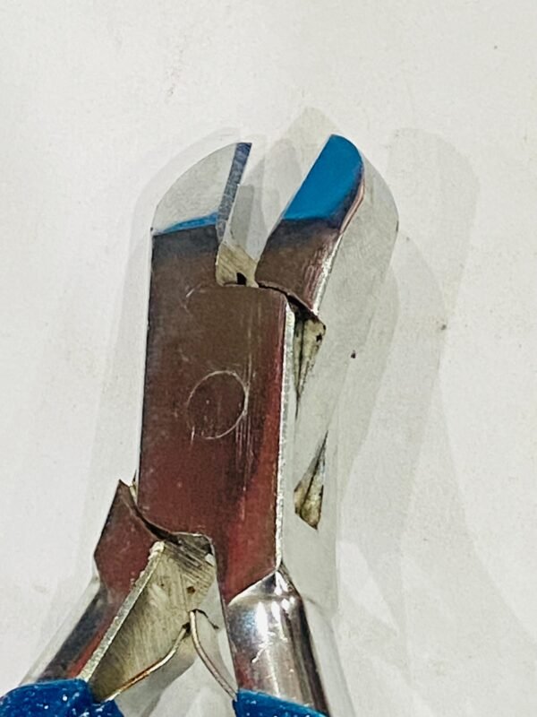 WhatsApp Image 2025-07-12 at 11.57.11 AM (2) DENTAL WIRE CUTTER